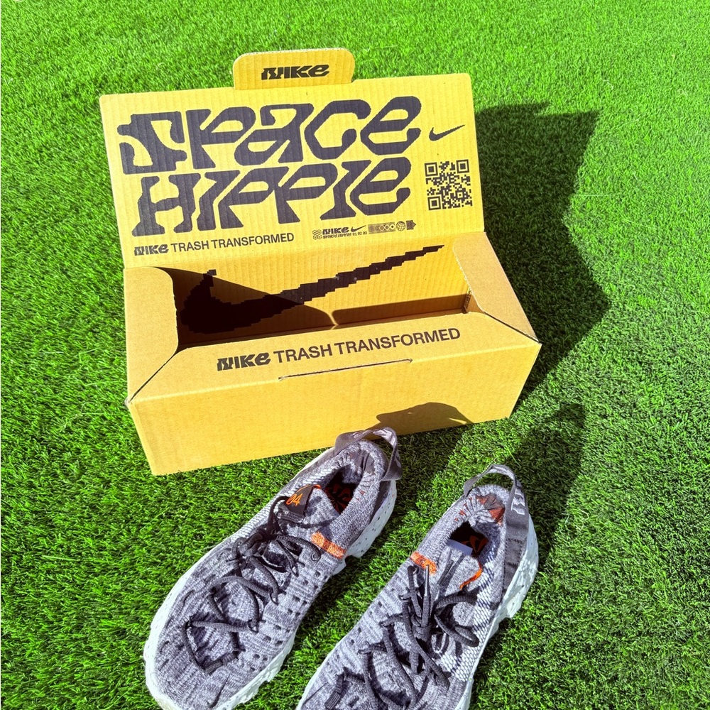 Nike Gray Knit Running Shoes with Orange Accents